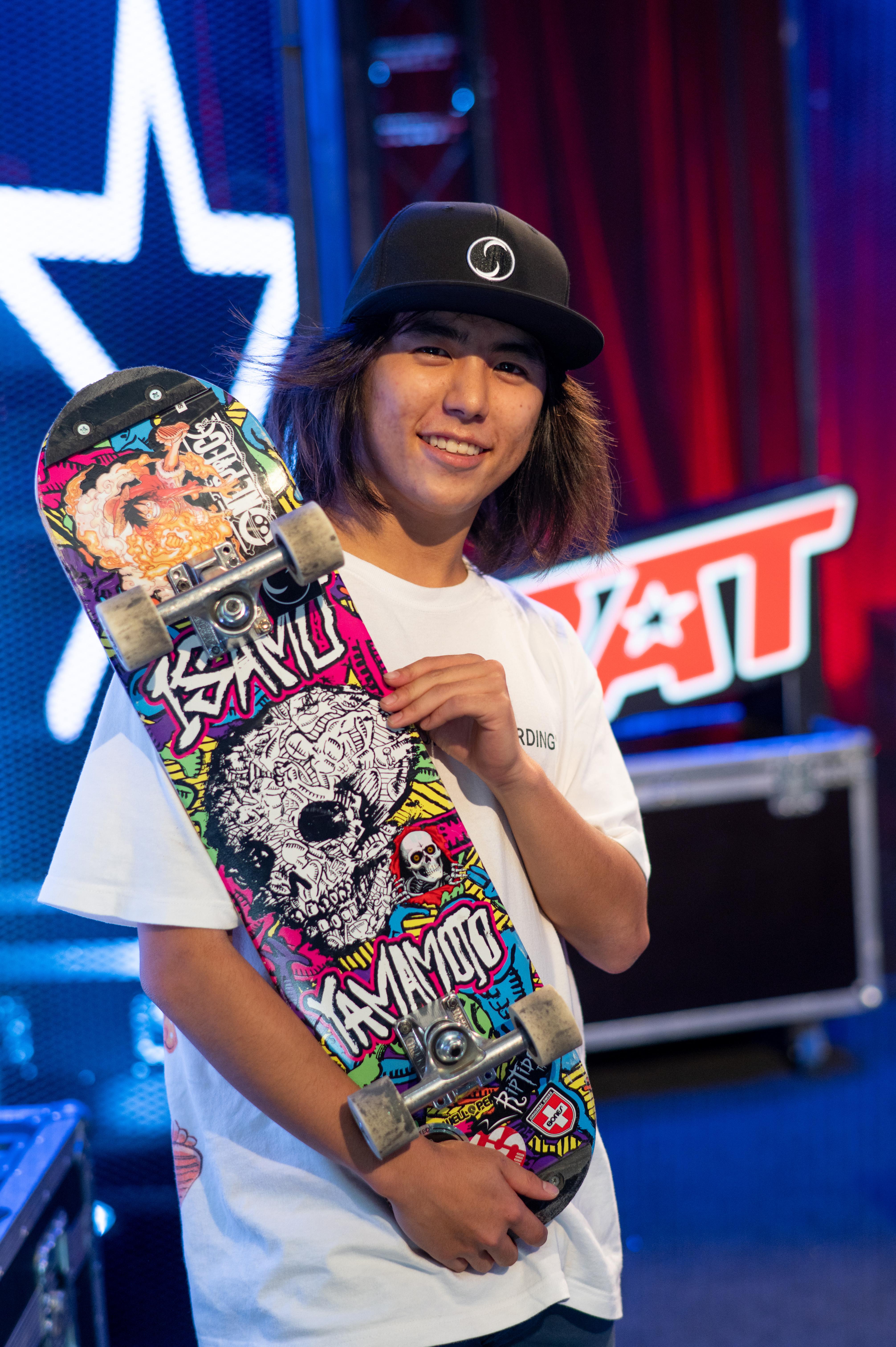 空山基 × Hypebeast スケートボード Sync.（スィンク）の「Sync.【HAJIME SORAYAMA】SKATEBOARD DECK